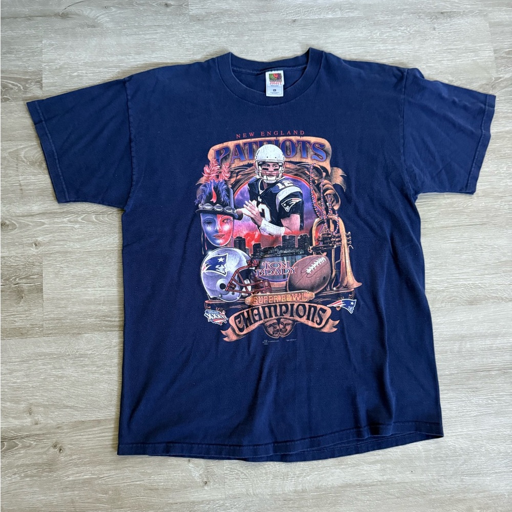 Vintage 2002 New England Patriots Super Bowl XXXVI Tom Brady T-shirt